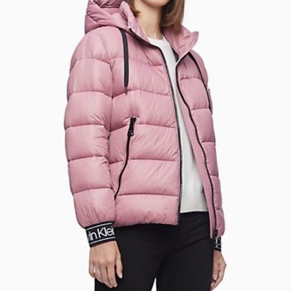⭐️CALVIN KLEIN brand women's coat size L‎